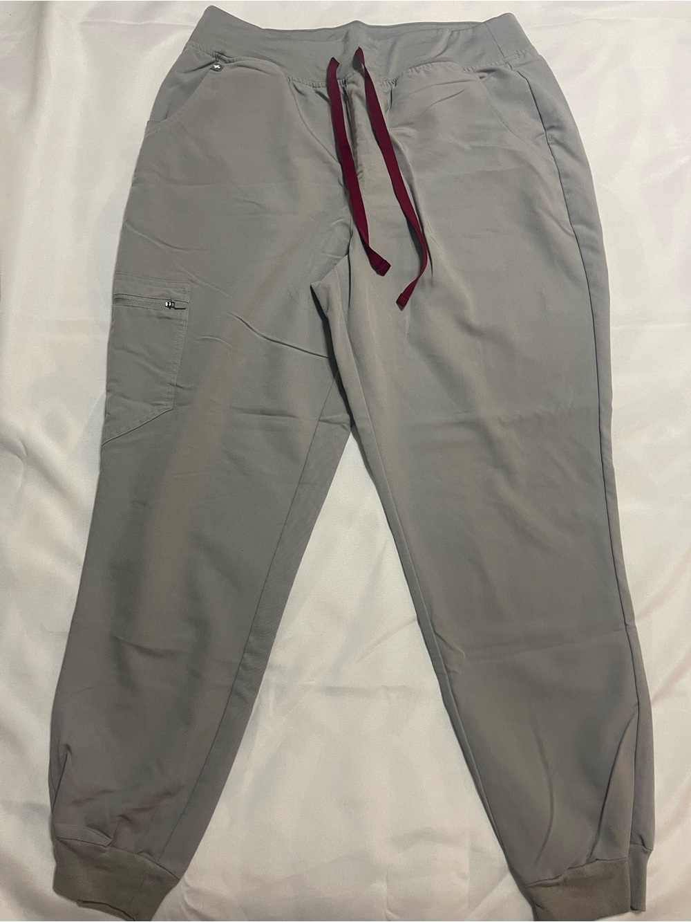 FIGS High Waisted Zamora Jogger Scrub Pants – Cement – Large Regular